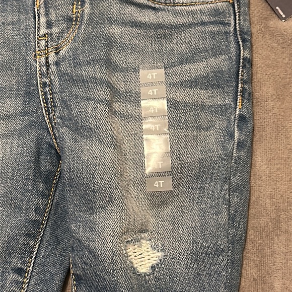 NWT OshKosh skimmer short - Picture 2 of 6